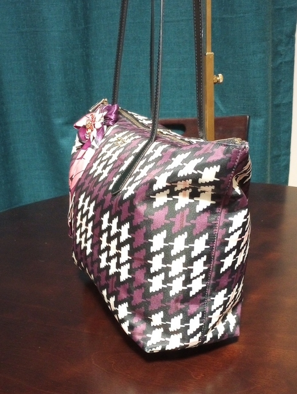Kate Spade Kitt Tote w/Brooch and Scarf - Picture 6 of 16